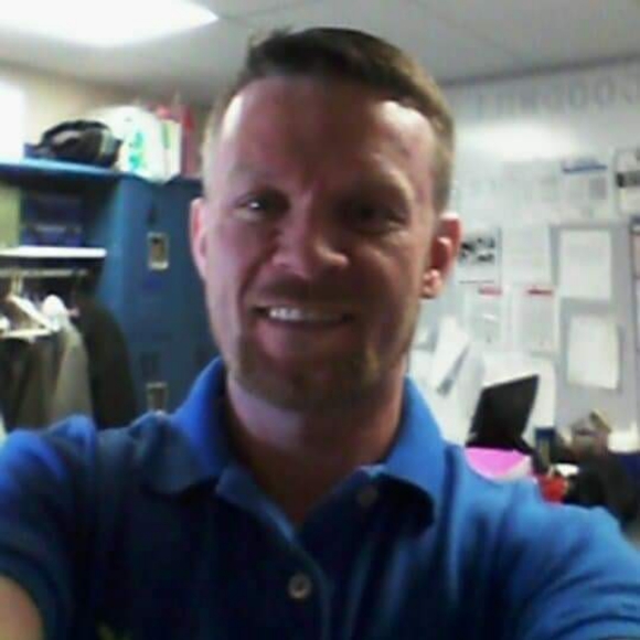 Meet your Posher, Devin - Picture 2 of 2